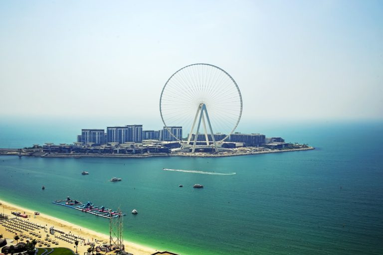 Ain Dubai og Bluewaters Island på Dubais kystlinje